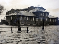 Hochwasser im Buxtehuder Hafen in der Zeit vor 1958